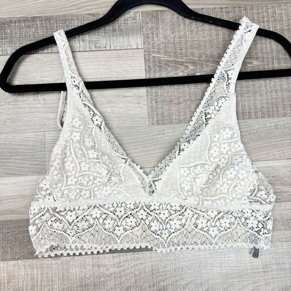 Aerie Women's Eyelash Lace Racerback Bralette White Size M - Picture 2 of 8